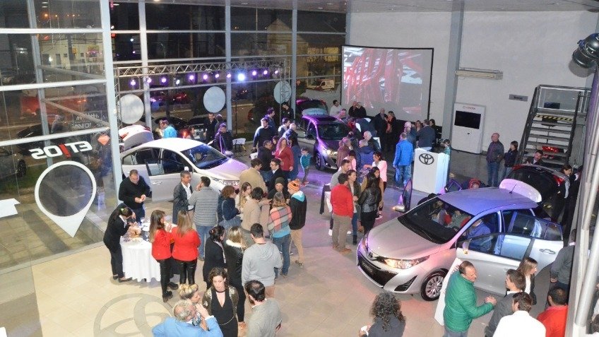 Uzcudun presentó el nuevo Toyota Yaris